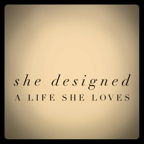 Meet your Posher, Jamila - Picture 1 of 1